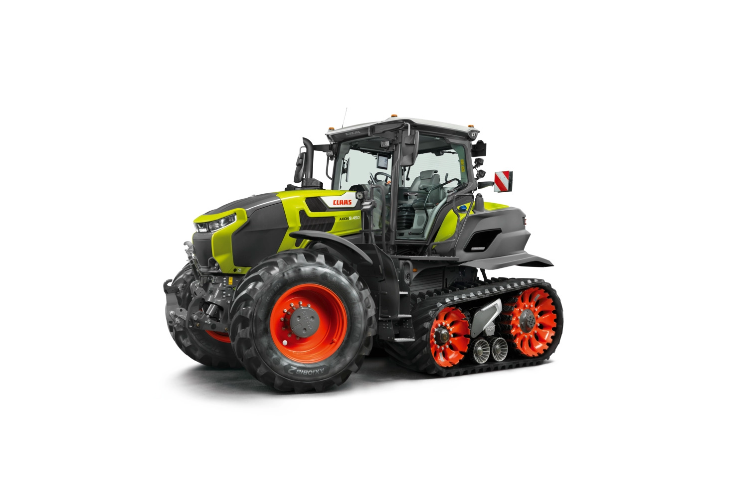 Tracteur agricole robuste avec de grands pneus orange et une cabine moderne.